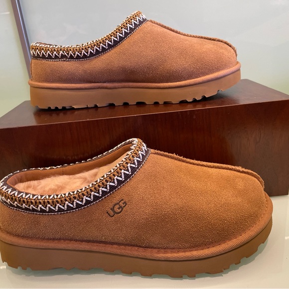 ugg tasman